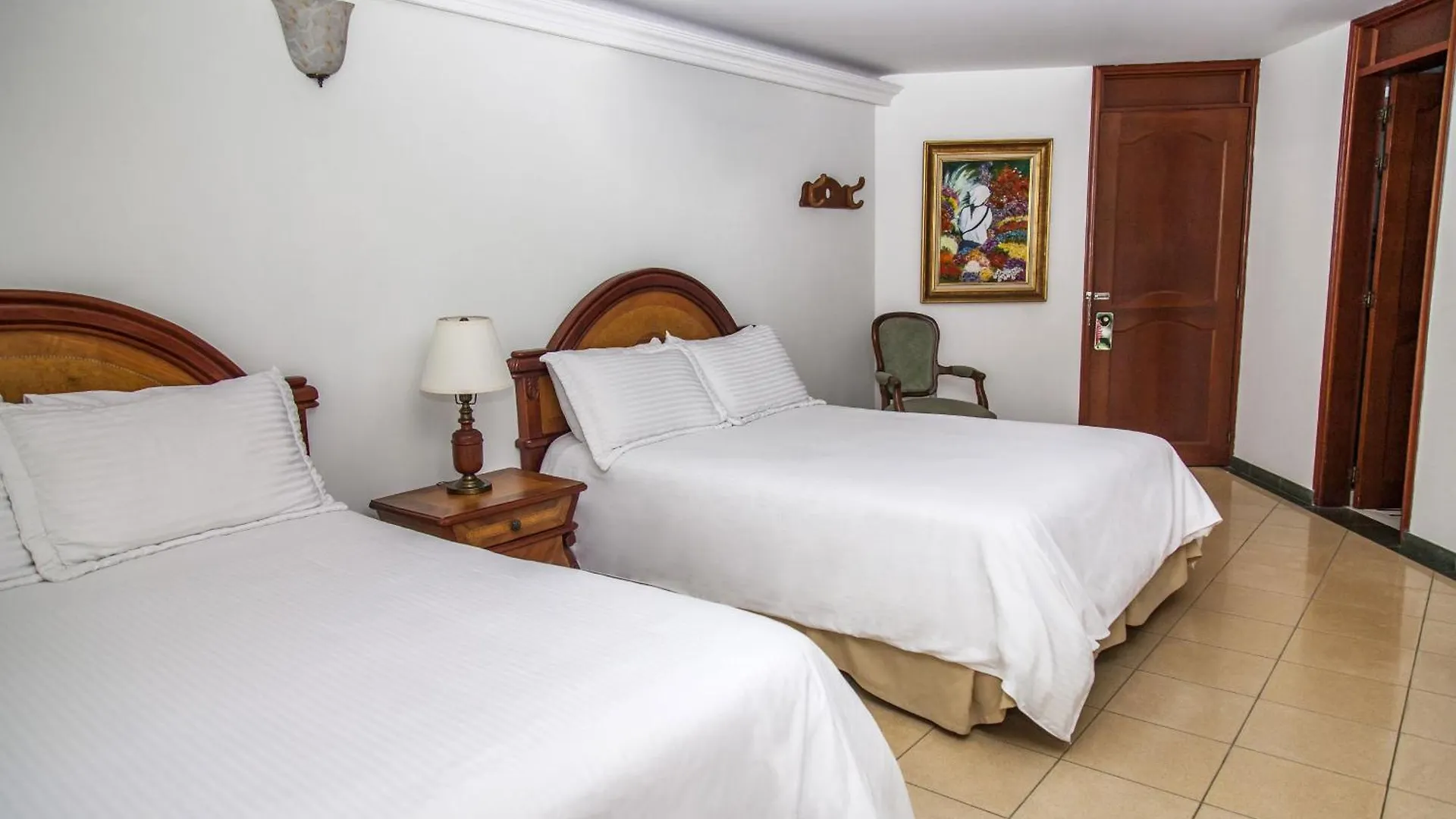 Hotel Casa Laureles Medellin