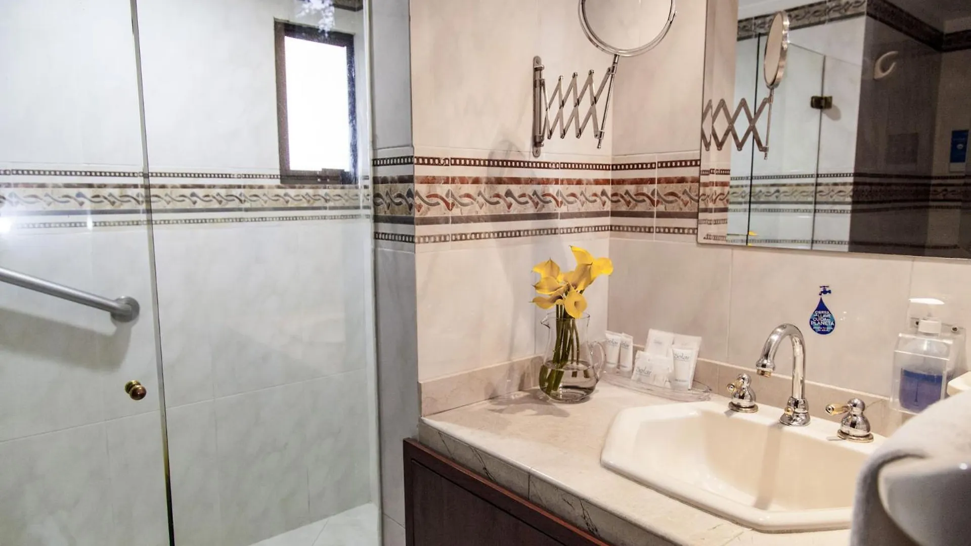 Hotel Casa Laureles Medellin
