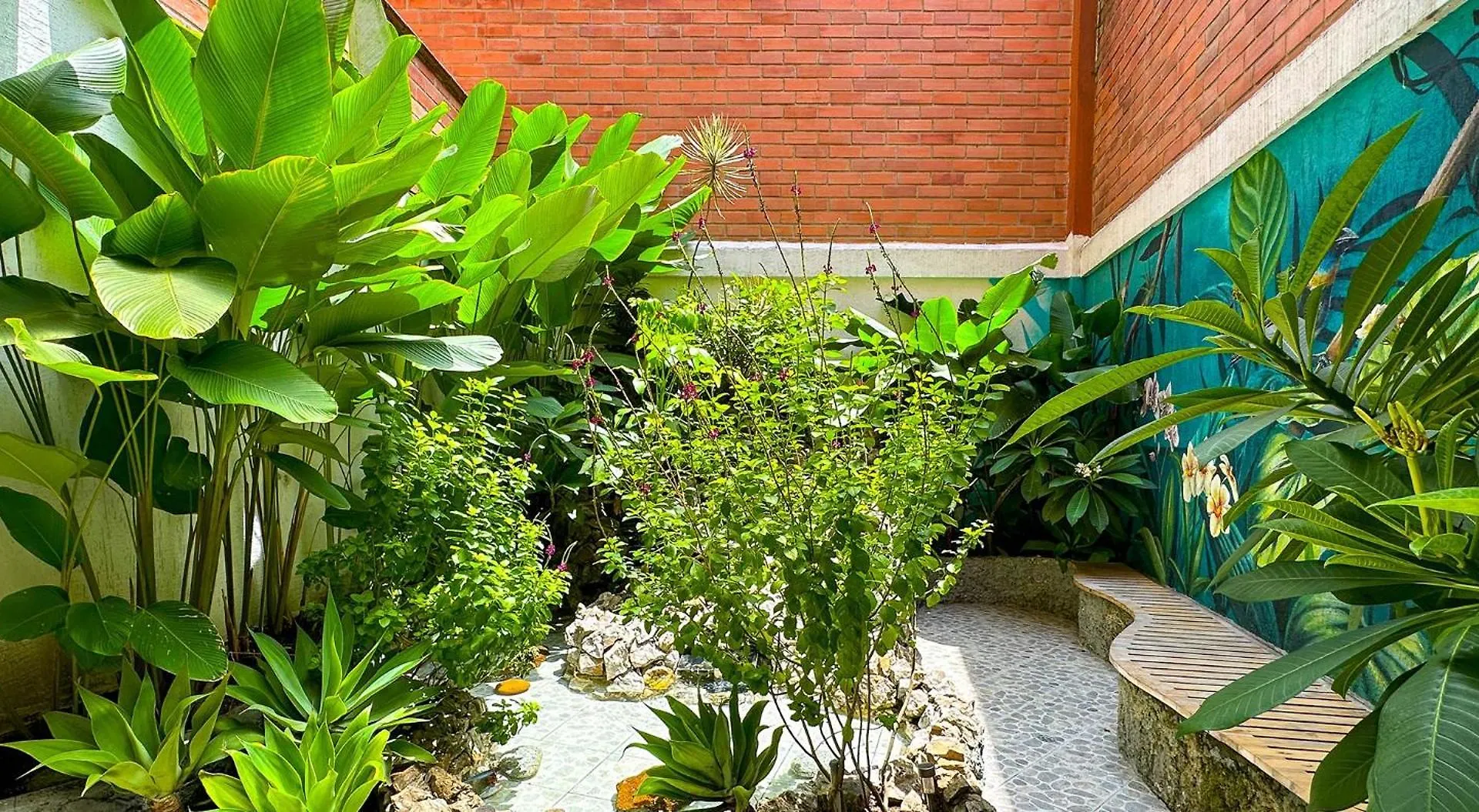 Hotel Casa Laureles Medellin Colombia