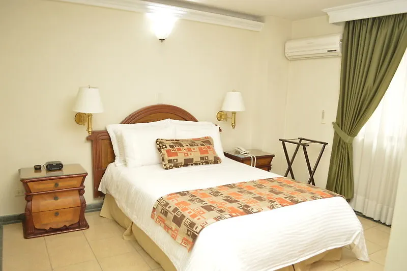 Hotel Casa Laureles Medellin Colombia