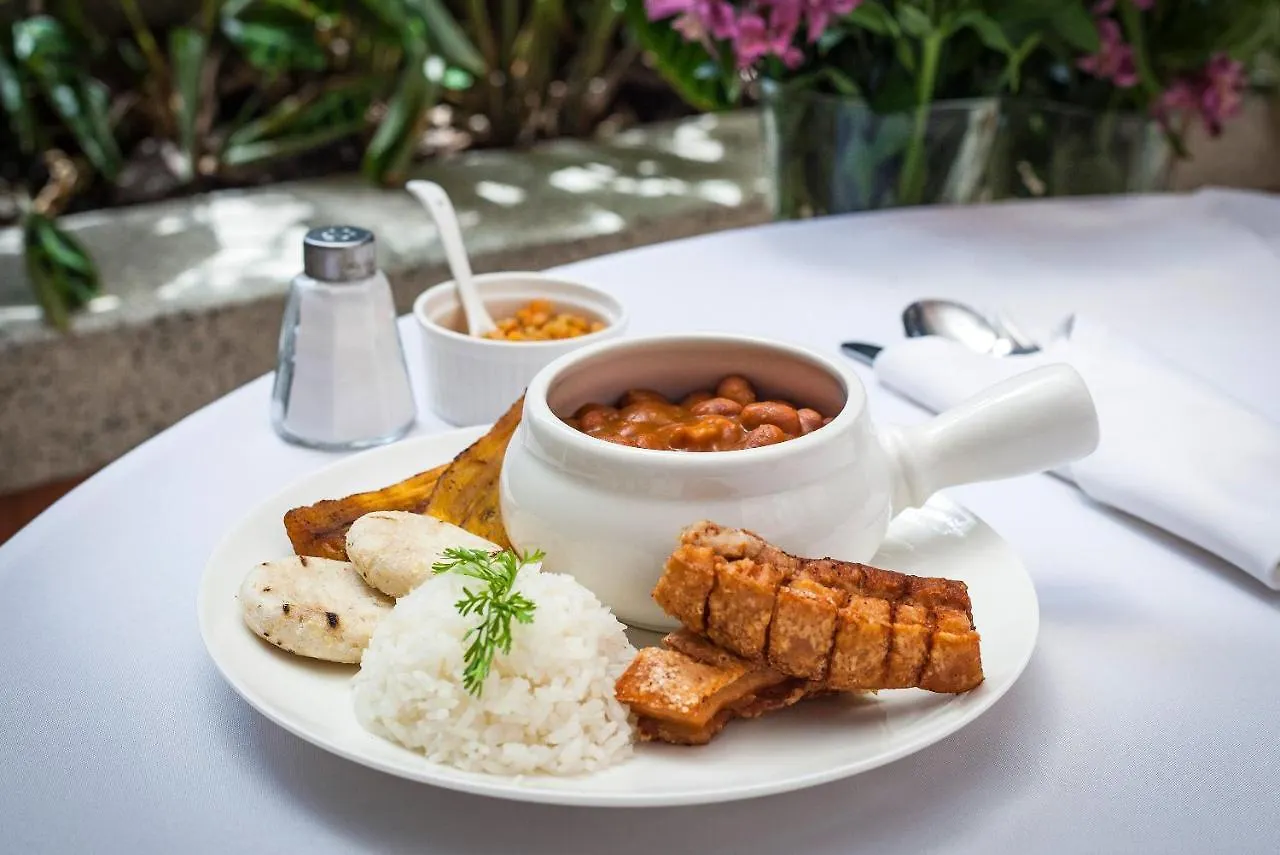 Hotel Casa Laureles Medellín