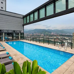 Estelar Square **** Medellín