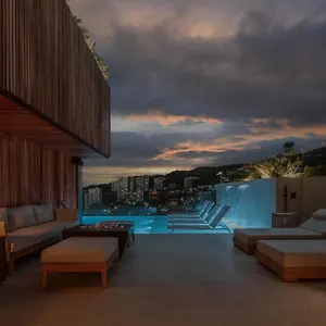 Binn ***** Medellín