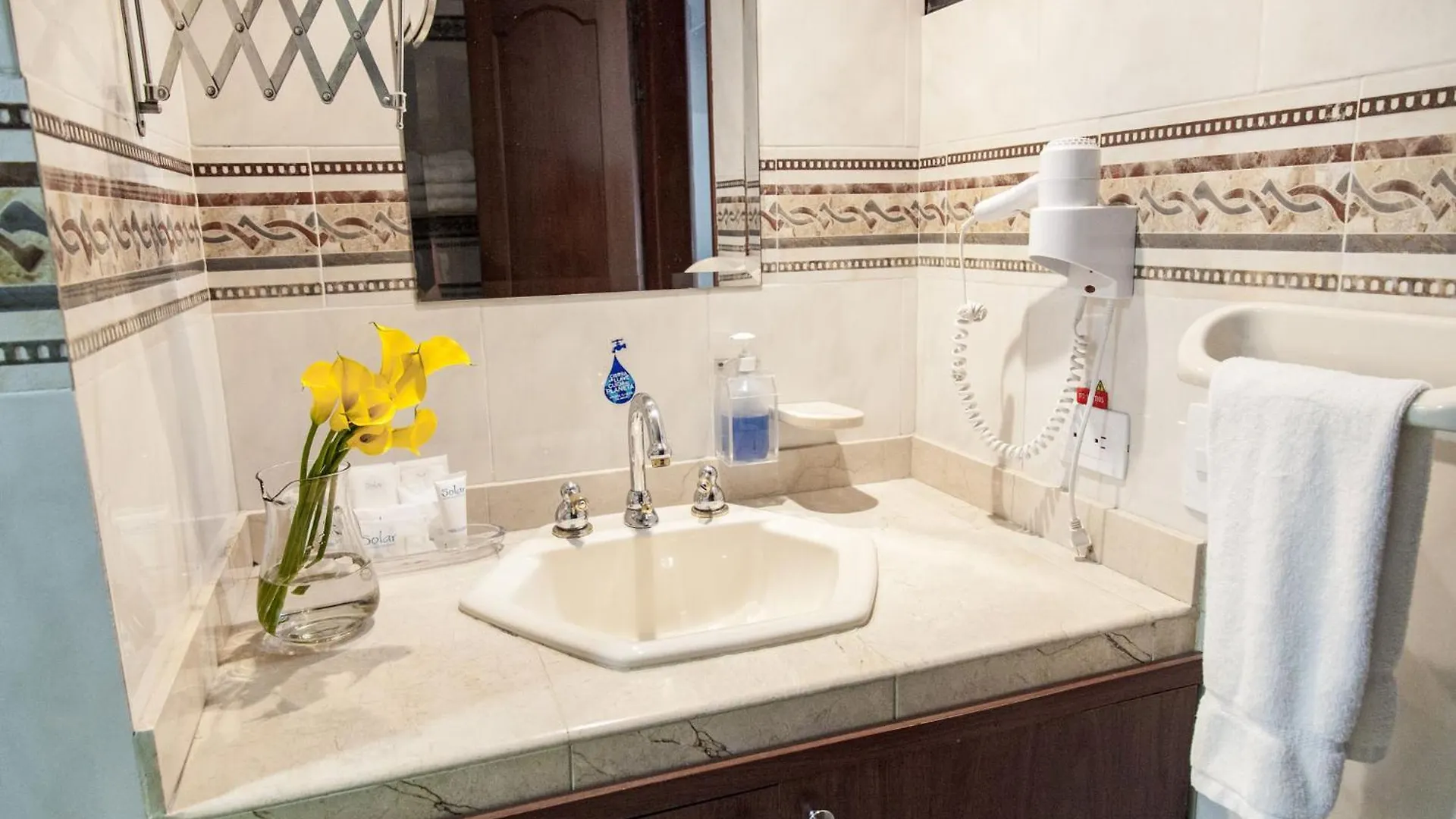 Hotel Casa Laureles Medellín
